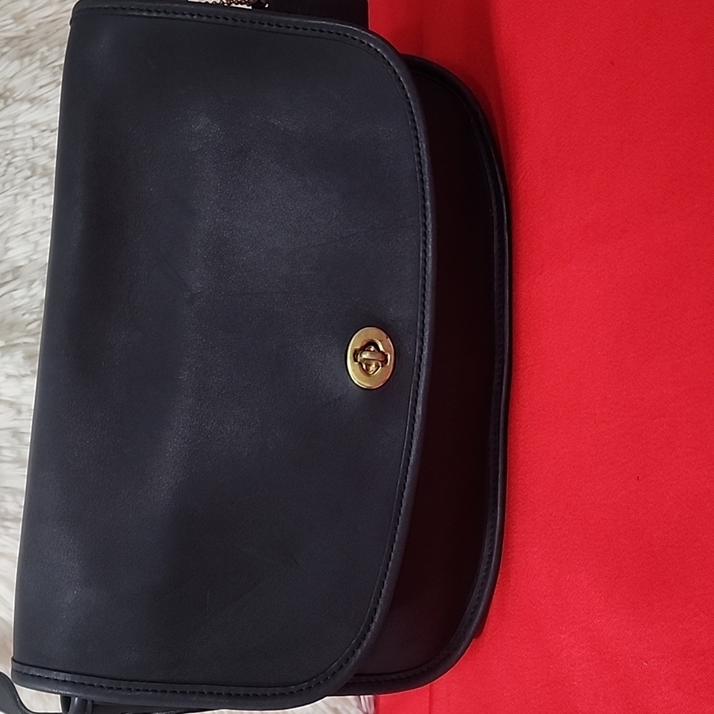Vintage Coach Leather Shoulder Bag with Gold Turn Lock